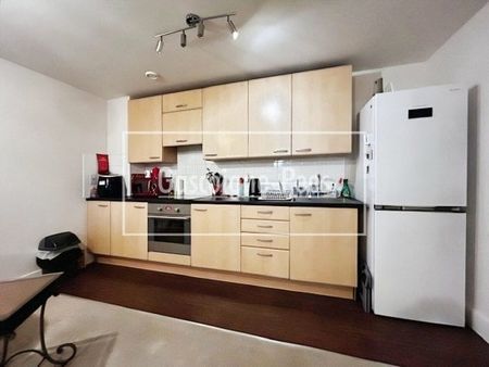 Skyline Plaza, Basingstoke, RG21 - Photo 5