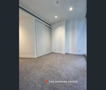 Stunning BRAND NEW one bedroom apartment in sought-after location! - Photo 2