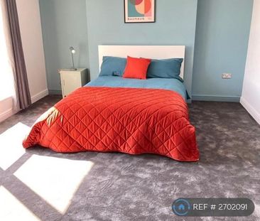 1 bedroom in a house share to rent - Photo 4