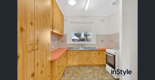 3 Bedroom Family Home With Pool - Photo 1