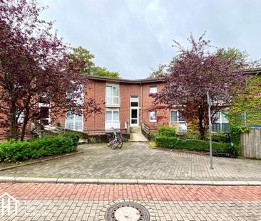 Helle 2,5-Zimmer-Wohnung mit Balkon – ideal für Familie oder Home-O... - Photo 1