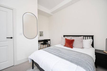 2 bedroom flat to rent - Photo 5