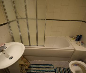 5 bedroom house to rent - Photo 1