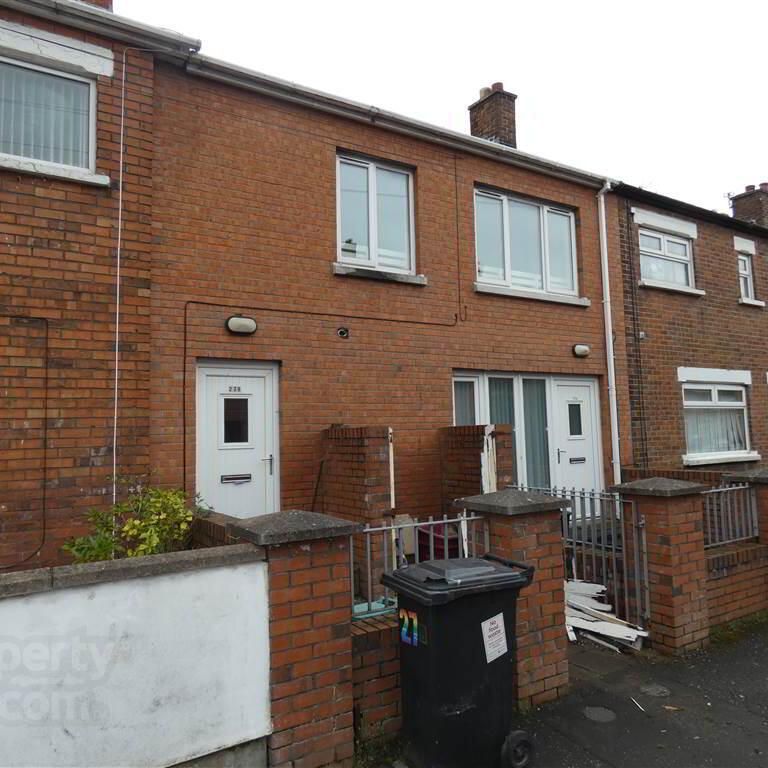 27b Hyndford Street - Photo 1