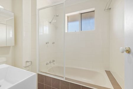 Apply Now - Century 21 &vert; the Paramount Group - Photo 4