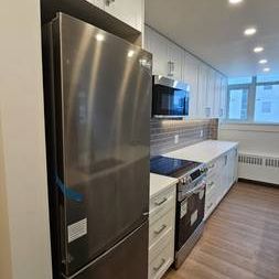 Brand New 1 Bedroom, Pet Friendly Unit In The West End! - Photo 4