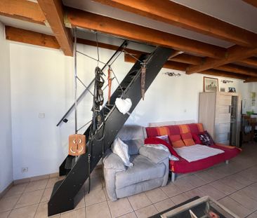 Duplex/Triplex - Photo 3