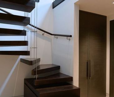 Duke Street, Mayfair, London, W1K - Photo 2