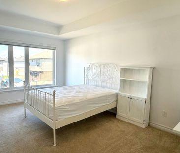 For Lease - 53 WHOOPING CRANE Ridge, Blossom Park - Airport and Are... - Photo 1