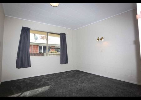 Good location - Photo 2