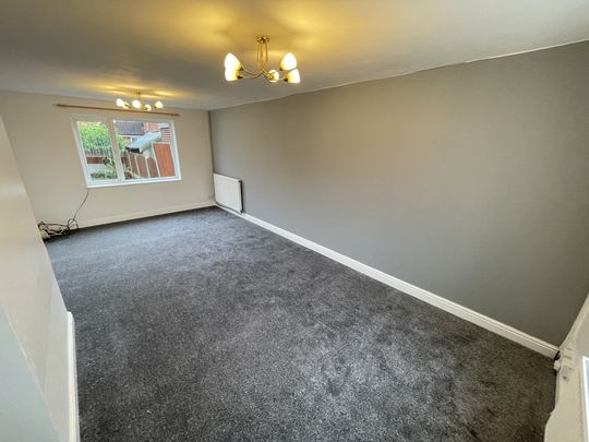 Martinfield Road, Penwortham - Photo 1