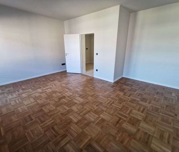 KL - City / Nähe Mall, 3 ZKB, 2 Balkone, Einbauküche, Gäste WC - Foto 4