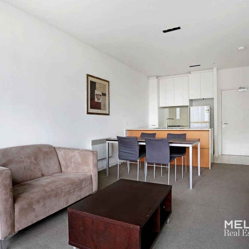 2 BEDROOM APARTMENT WITH CITY VIEWS AT MILANO - FURNISHED - Photo 1