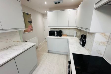 Somerley Road, BOURNEMOUTH - Photo 5