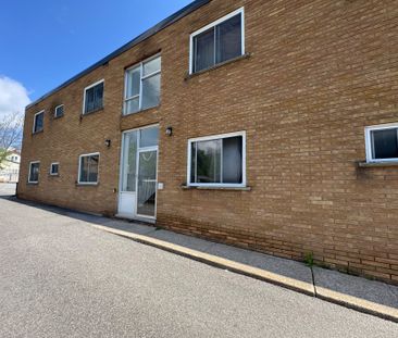 For Lease - 6049 Culp Street Unit# 3, Niagara Falls, Ontario - Photo 3