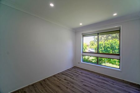 Charming 4-Bedroom Home in Riverwood - Photo 3