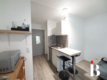Location Appartement 1 pièce 17m² NANTES 44000 - Photo 2