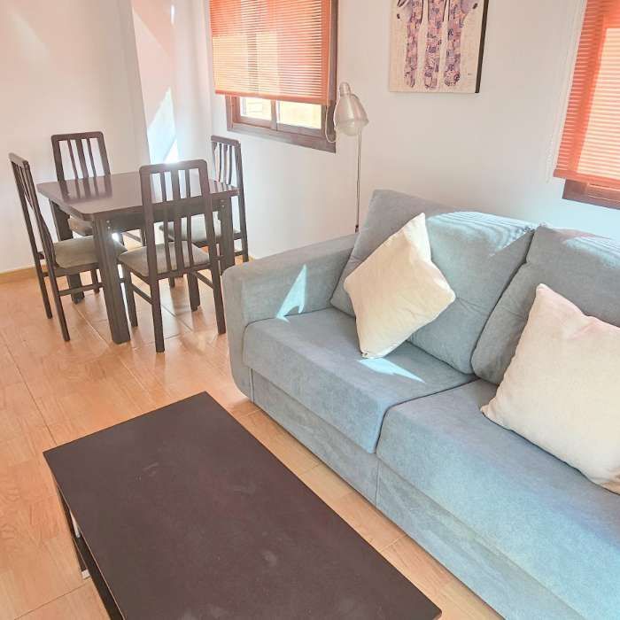 Alquiler de piso en Centro - Photo 1