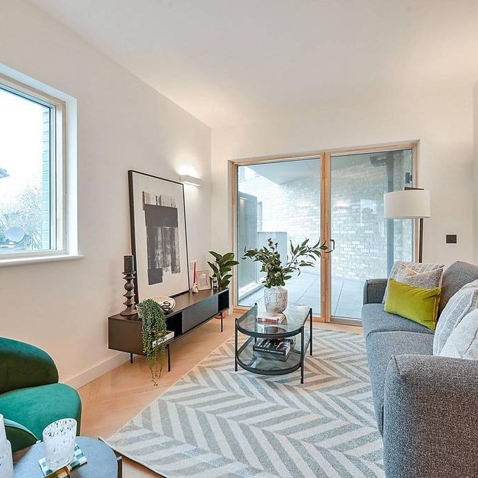 2 bedroom flat to rent - Photo 1