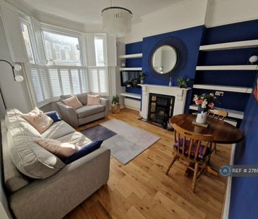 1 bedroom in a flat share to rent - Photo 3