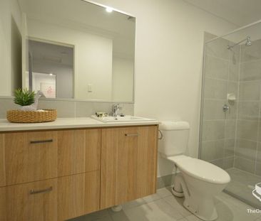 3 BED TOWNHOUSE FOR RENT - Photo 2