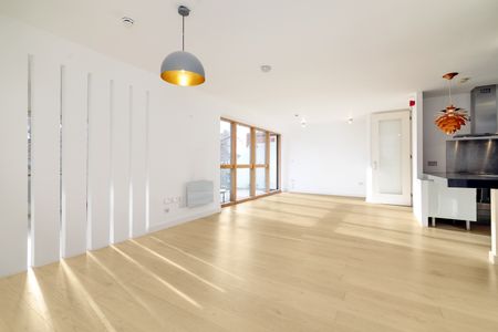 1 Bed Flat, Featherstone Street, EC1Y - Photo 2