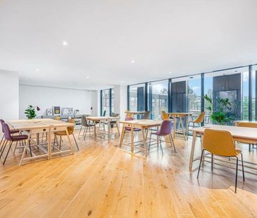 Studio Flat, Hill House, N19 - Photo 2