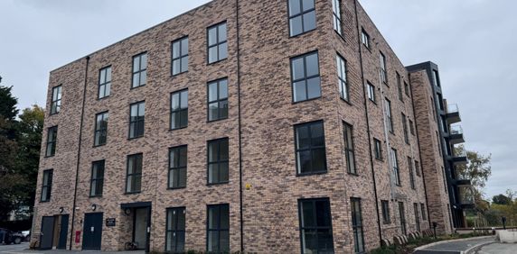 Apartment 17, Maythorn House, 1 Bridgewater Close - Photo 2