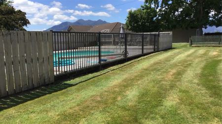 Spacious Rural Retreat for Rent - Photo 4