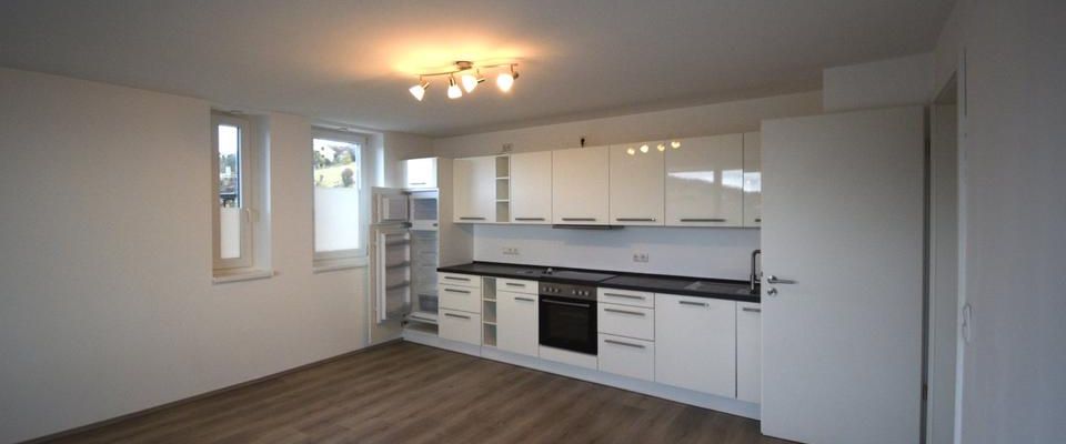 *** Traumwohnung mit Fernblick zu vermieten *** !!!! INKL. EBK !!!! - Foto 1