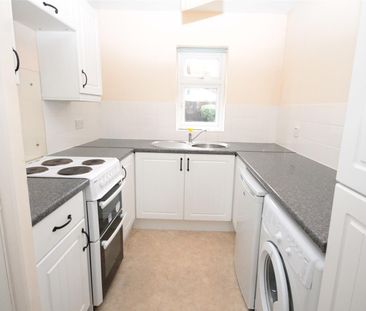 Langstone Court, Aylesbury - Photo 3