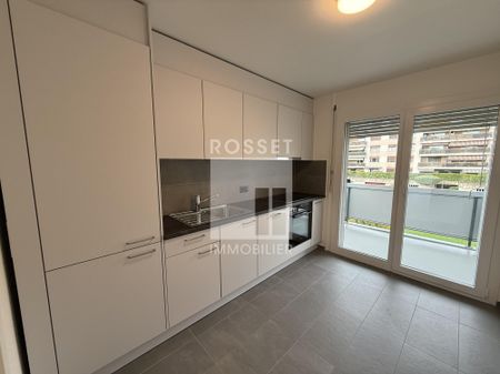 Spacieux appartement de 4.5 pièces entièrement rénové - Photo 2