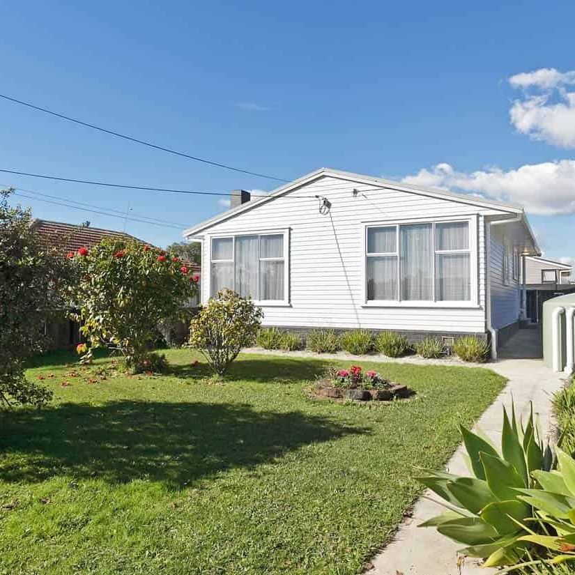 Lovely Spacious House with 3 Bedrooms - Photo 1