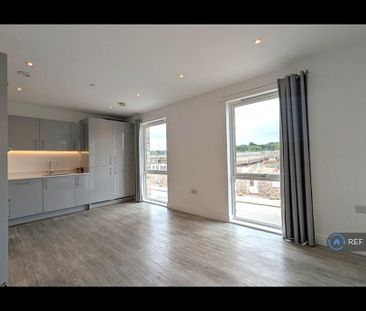 1 bedroom flat to rent - Photo 5