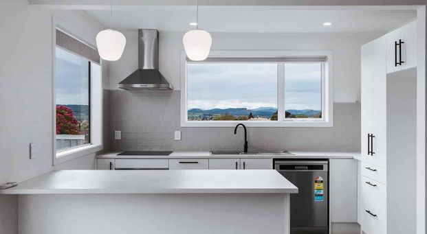 As New - Hilltop House with Views - Genuine Long Term - Photo 1