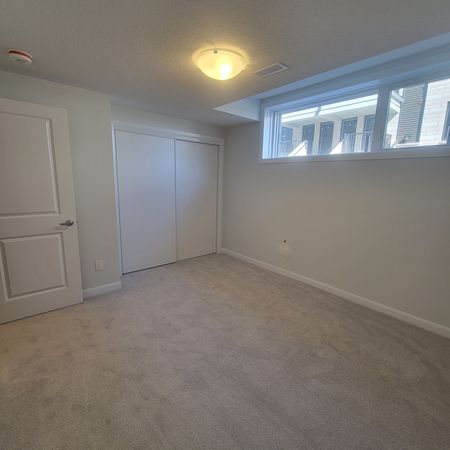 For Lease - 809 Arcadian Private, Kanata, Ontario - Photo 4