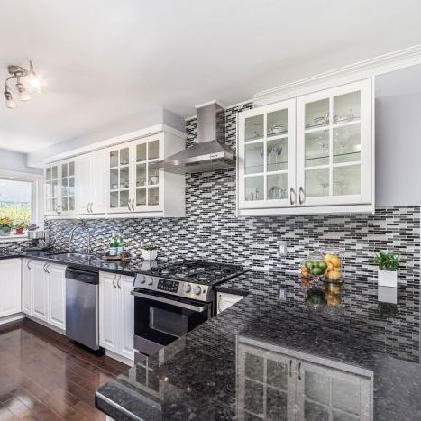 For Lease - 438 Third Line Unit# Main Floor Apartment, Oakville, Ontario - Photo 1