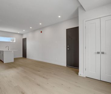 For Lease - 137 Marquette Avenue Unit# 6, Vanier and Kingsview Park... - Photo 4