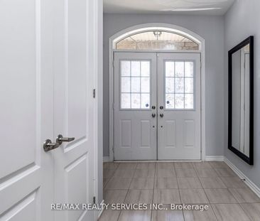 For Lease - 104 Roulette Crescent, Brampton, Ontario - Photo 3