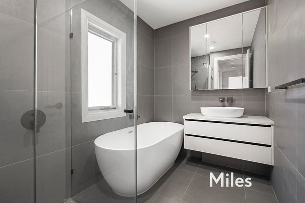 2/78 St Elmo Road, Ivanhoe - Photo 1