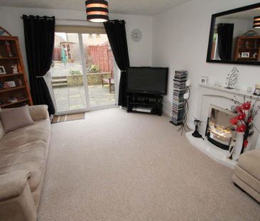 2 bedroom semi-detached house to rent - Photo 3
