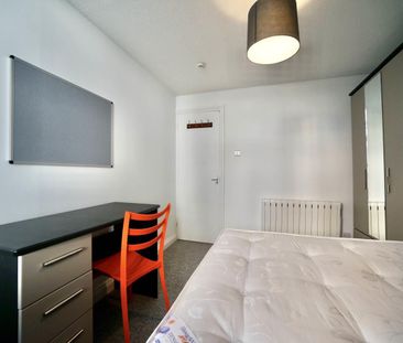 Flat 6, Ebenezer Chapel York Place - Photo 4