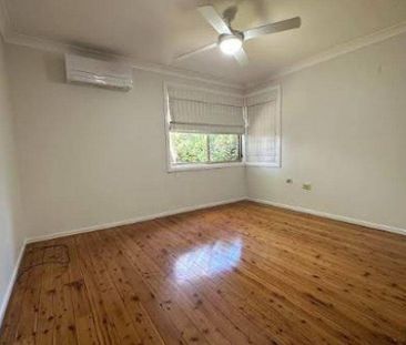 SUPREME QUIET HOUSE & GRANNY FLAT IN PERFECT LOCATION ! - Photo 5