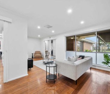 Modern & Comfortable Family Home in Hoppers - Photo 2