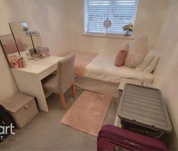 2 bedroom terraced house to rent - Photo 4