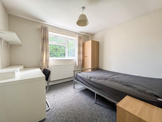 Wades Road, Filton - Photo 1