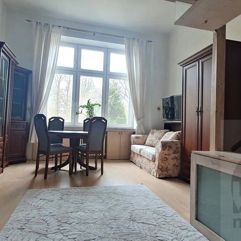 Kawalerka Zygmunta Starego przy Parku Żeromskiego. - Photo 1