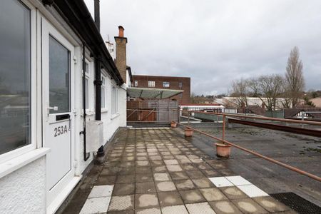 2 bedroom maisonette to rent - Photo 5