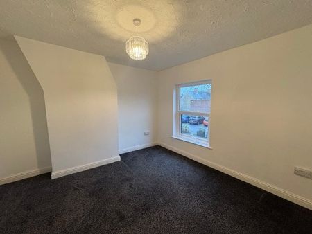 High Street, Sutton-in-Ashfield, NG17 - Photo 4