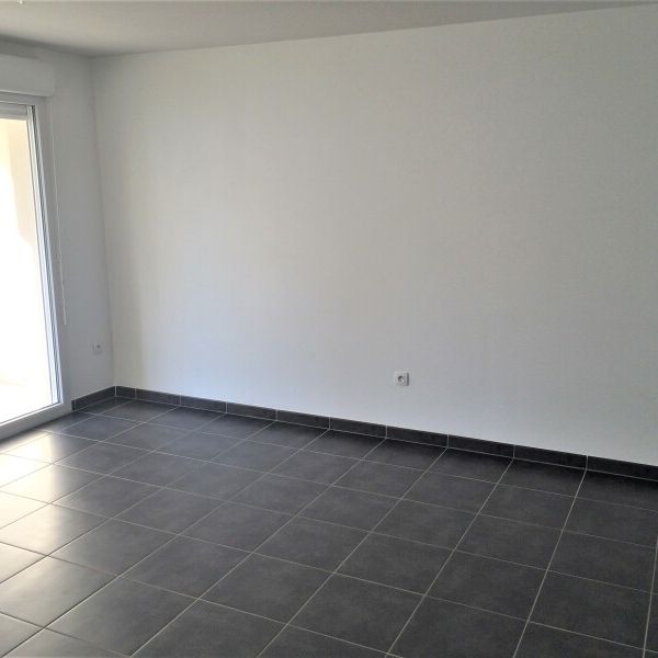 Location Appartement 2 pièces 45m² LORMONT 33310 - Photo 1